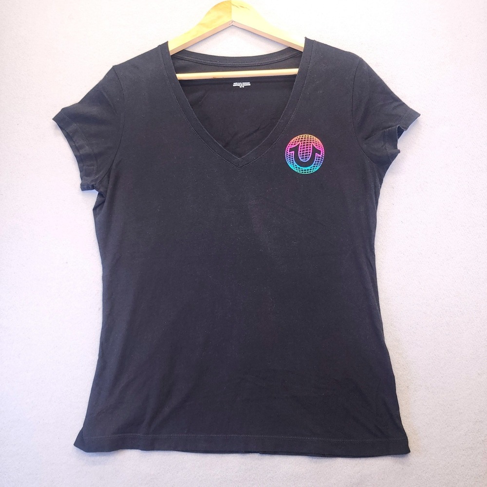 True Religion Womens Black Rainbow Horseshoe Graphic V-Neck T-Shirt Medium M